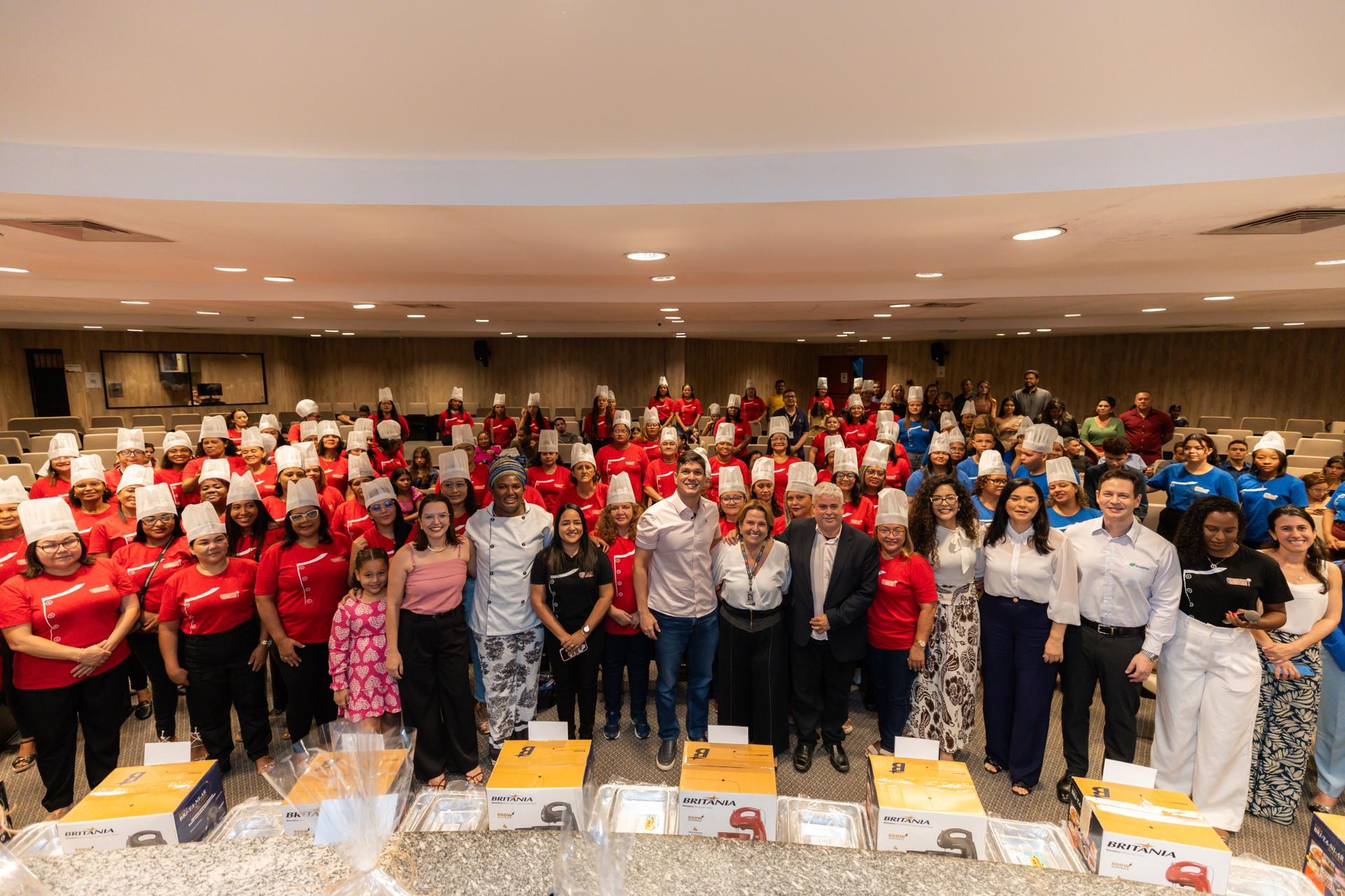 Governo realiza formatura de mães atípicas do Centro TEA 12+ no Projeto “Formando e Cozinhando”